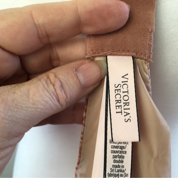 Victoria's Secret Angel Light Lightly Lined Full Coverage Animal Print Bra 32DD - Picture 8 of 10